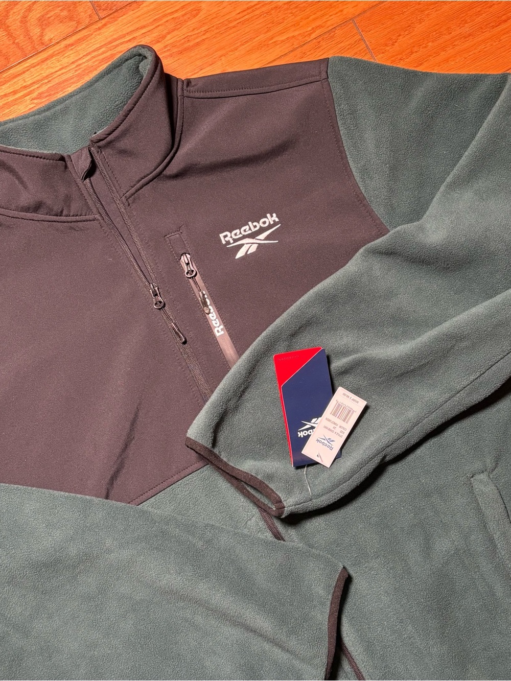 Reebok Forest Green & Charcoal Fleece Pullover - Tag Detail